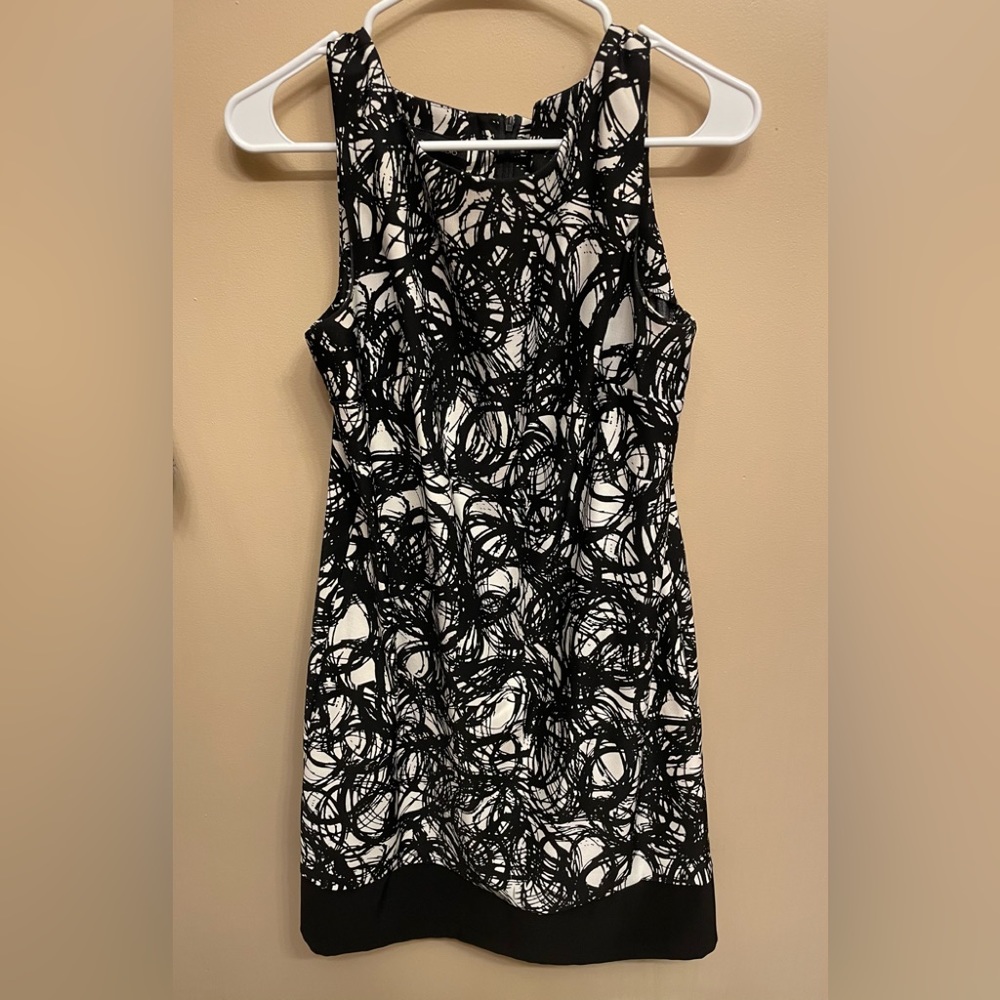 AB Studio Black and White Sleeveless Dress, size 12.